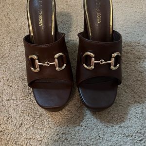 Fashionova Sandals